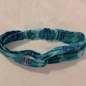 Green-blue beaded, knotted headband